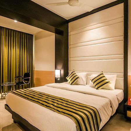 Super Capital O Hotel Konar Inn Turambhe Luaran gambar