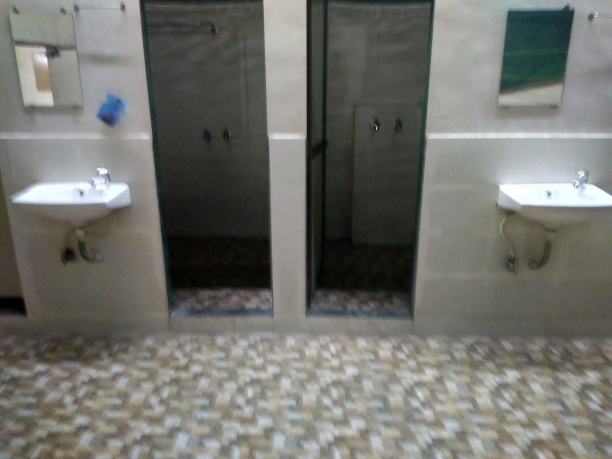 Super Capital O Hotel Konar Inn Turambhe Luaran gambar